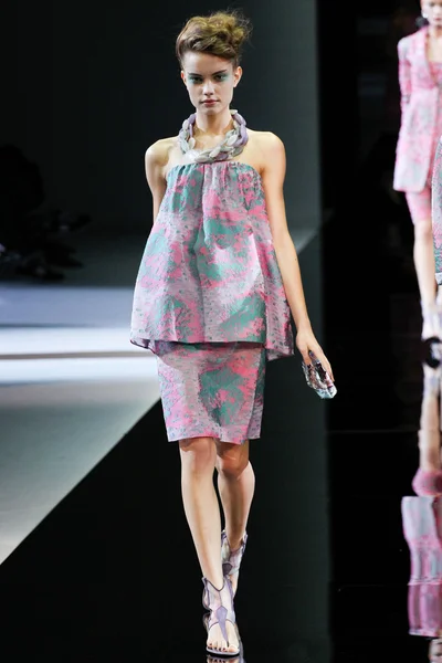 Look 37